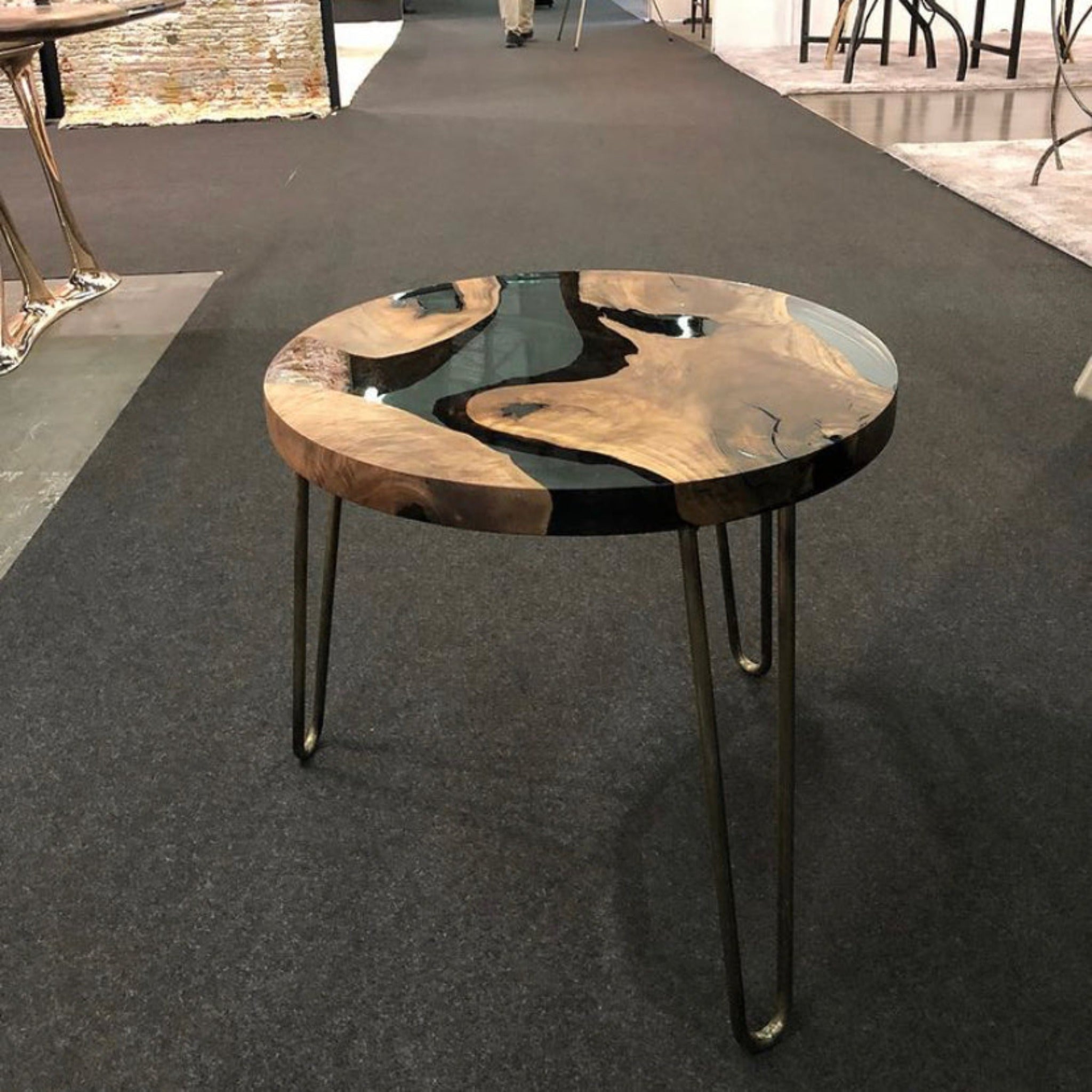 Custom Round Clear Coffee Table - Iron's Custom Wood