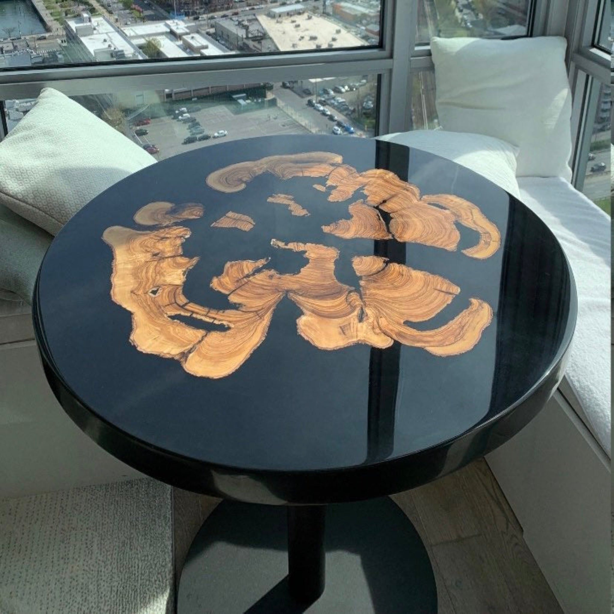 Round epoxy on sale coffee table