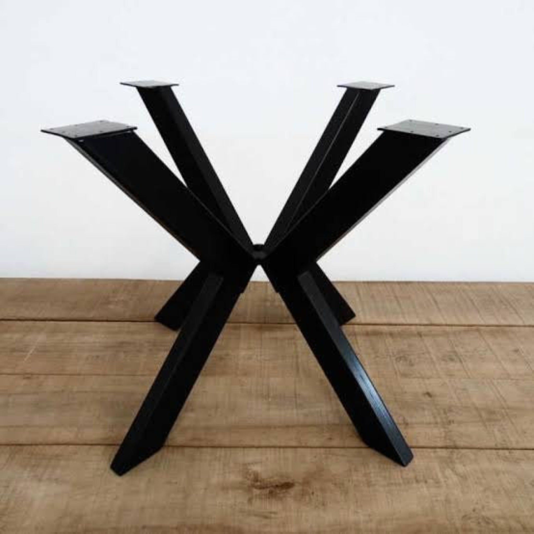 Round Epoxy Resin Dining Table - Round epoxy table - Iron's Custom Wood