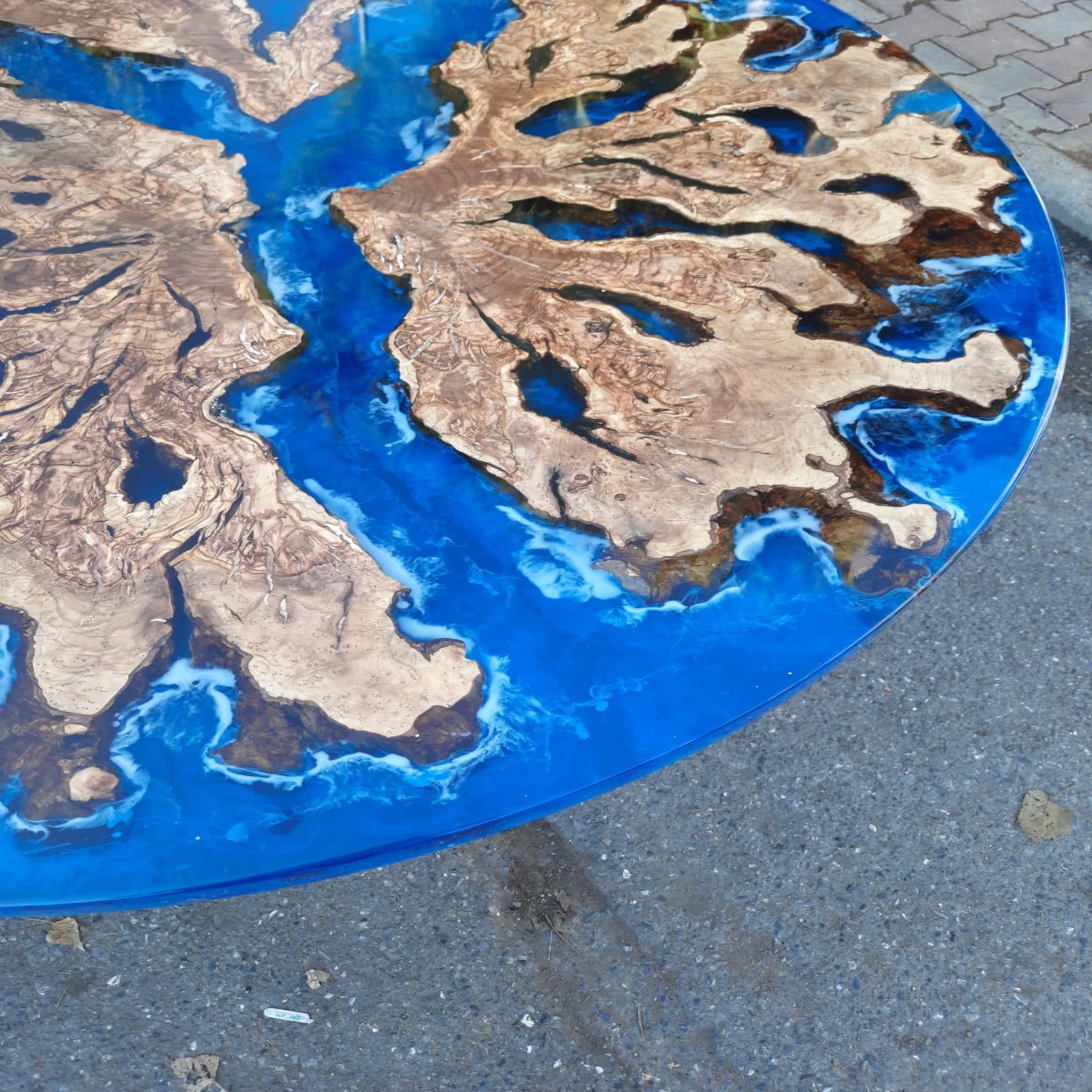 Round Epoxy Resin Dining Table - Round epoxy table - Iron's Custom Wood