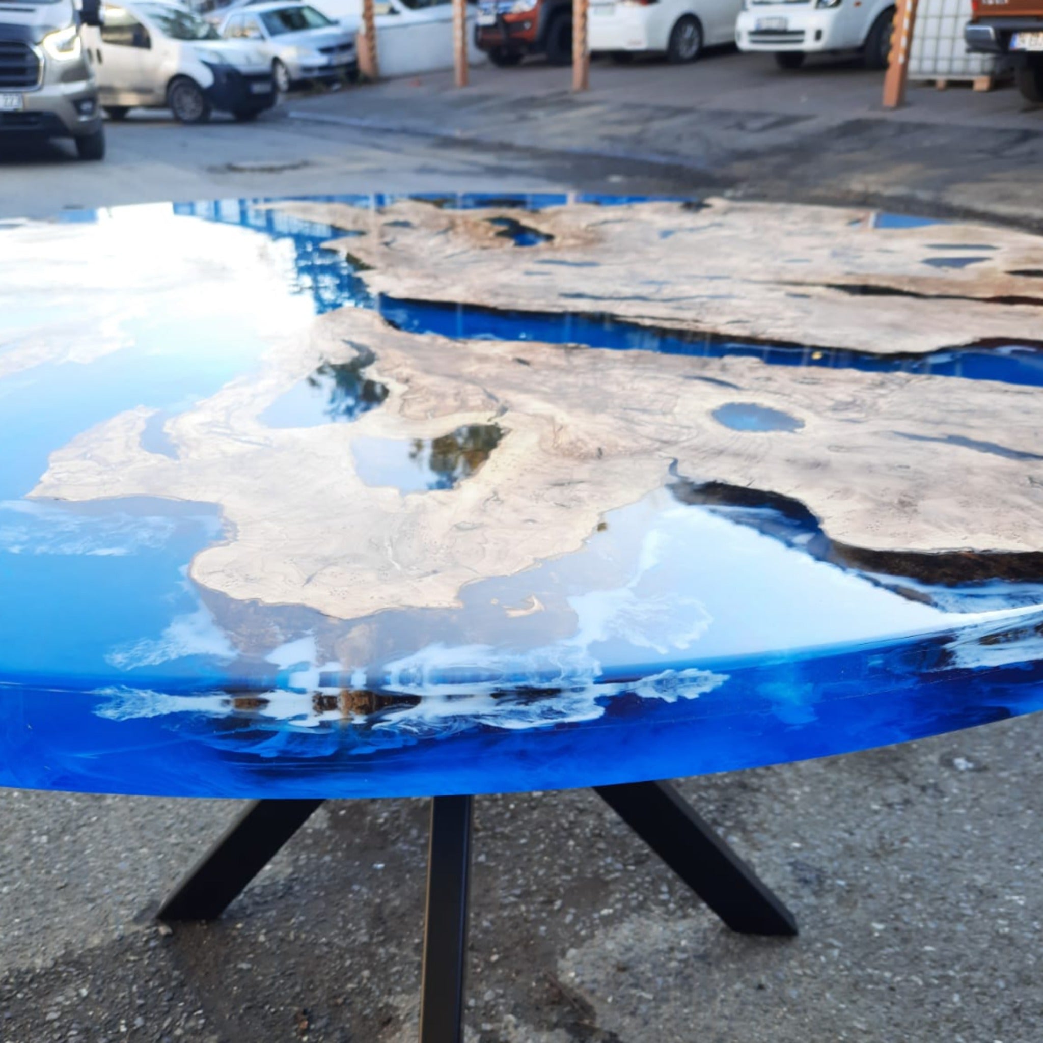 Round Epoxy Resin Dining Table - Round epoxy table - Iron's Custom Wood