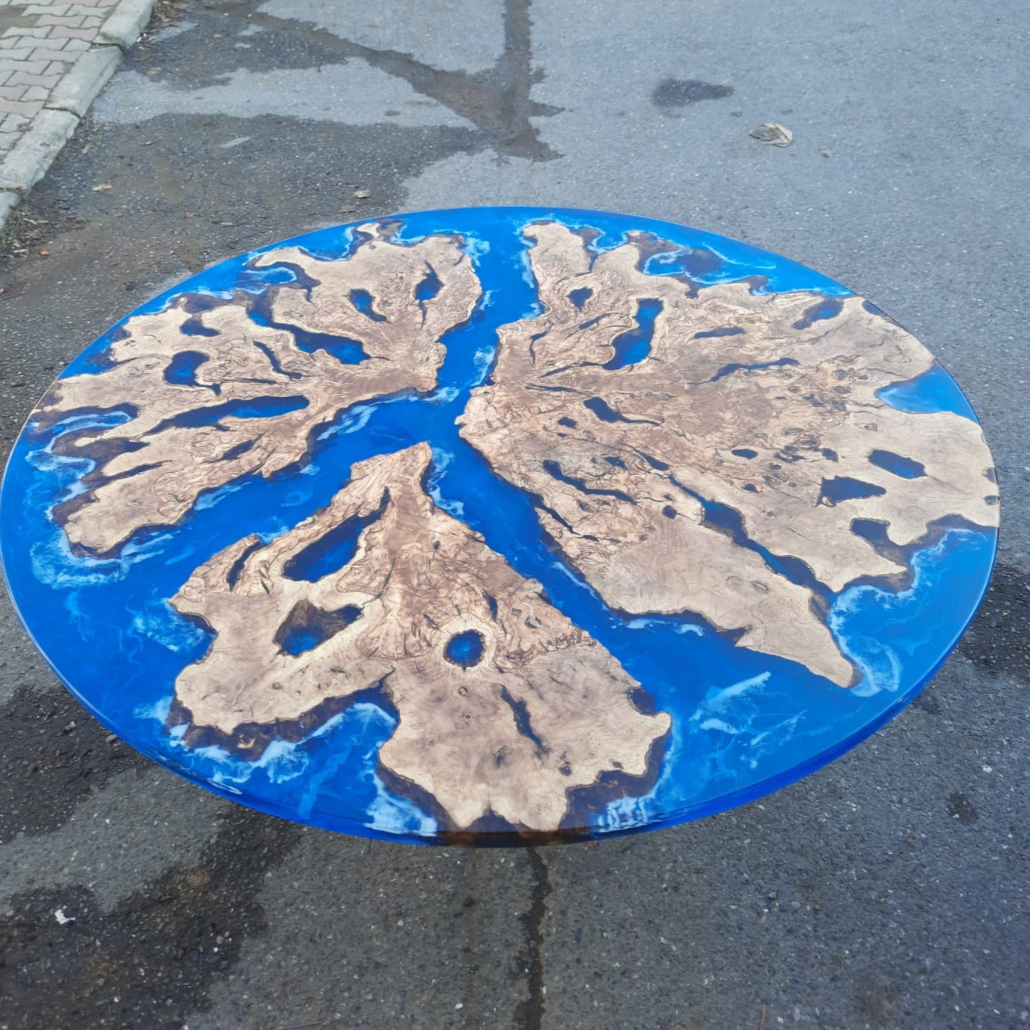Round Epoxy Resin Dining Table - Round epoxy table - Iron's Custom Wood